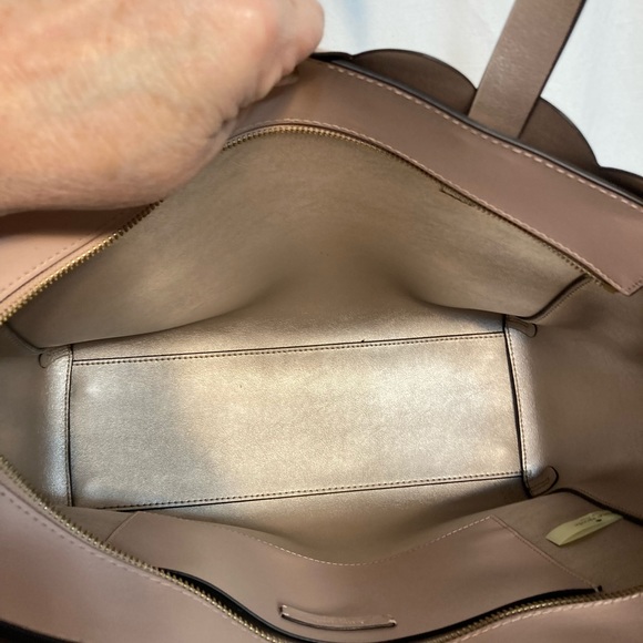 KATE SPADE PALE ROSE TOTE BAG WITH DETACHABLE KEY RING SCALLOPPED EDGE NWT - Picture 7 of 11